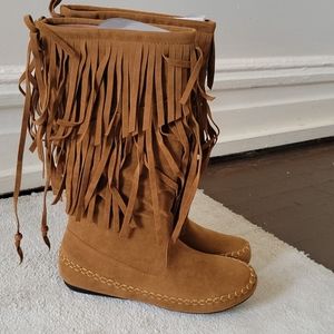 BRAND NEW Leila Stone Moccasin Boots
